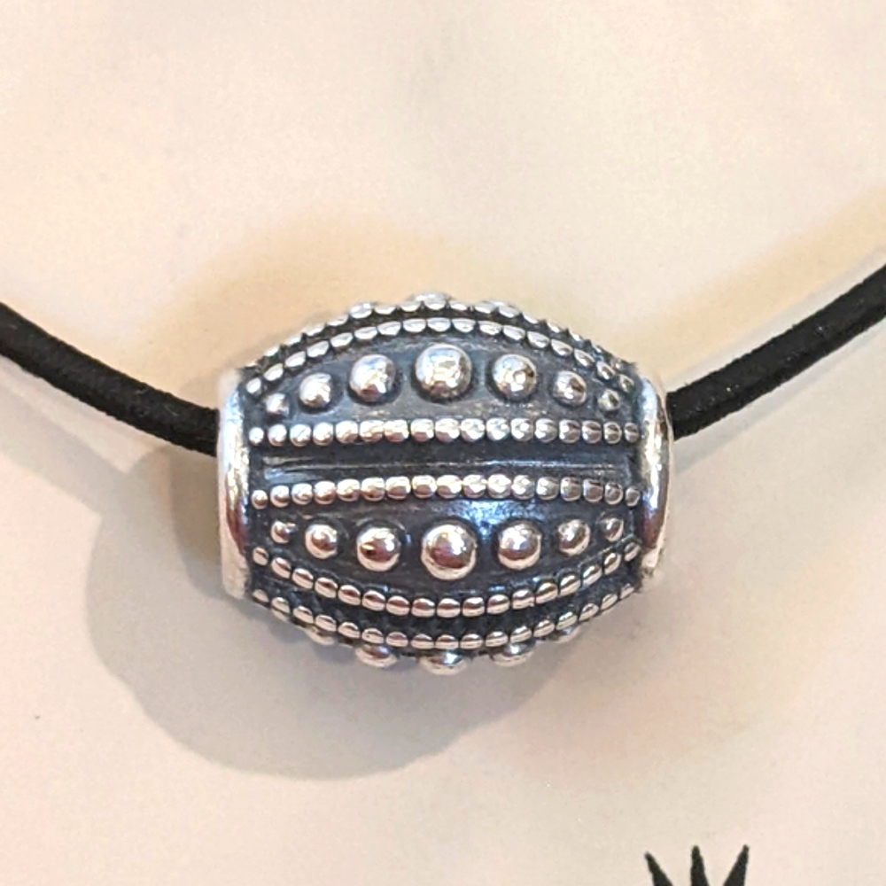 PANDORA Nostalgic Romance Large Charm RETIRED